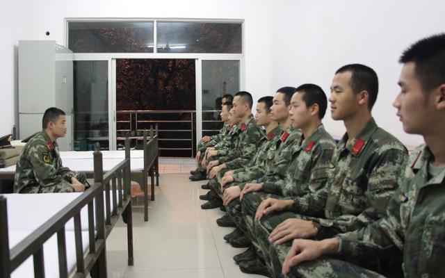 【爱游戏(ayx)中国官方网站】男童误食剧毒昏迷氰酸钾铝毒性有多大(图2) ayx官方网站