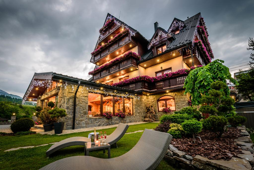 ‘爱游戏(ayx)中国官方网站’14人团伙假冒红十字名义卖假药非法获利百万(图1) ayx官方网站