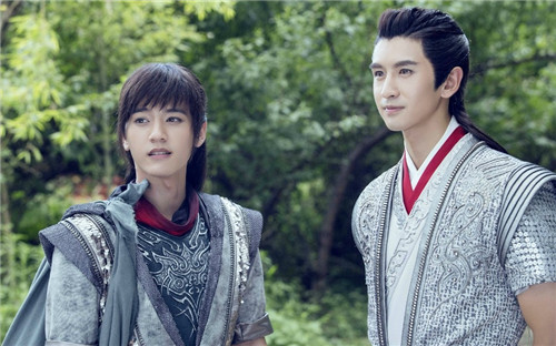 ayx官网:深山寻宝藏 巾帼别样红(图3) 爱游戏(ayx)中国官方网站